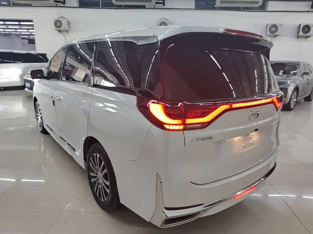 GAC Trumpchi M8 — Фото автомобиля 4