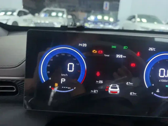 Changan Eado — Фото автомобиля 2