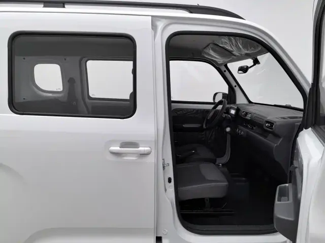 Wuling Zhiguang NEV — Фото автомобиля 23