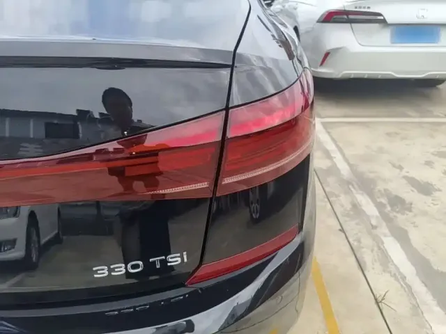 Volkswagen Passat 2023 Facelift 330TSI Starlight Luxury Edition — Фото автомобиля 23