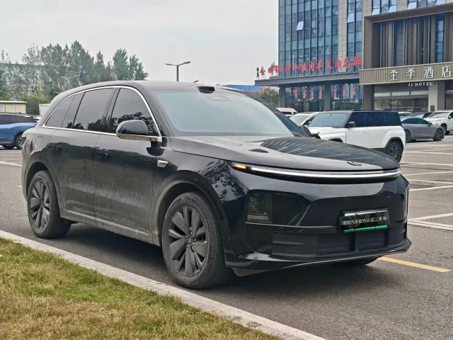 Li Auto L6 — Фото автомобиля 3