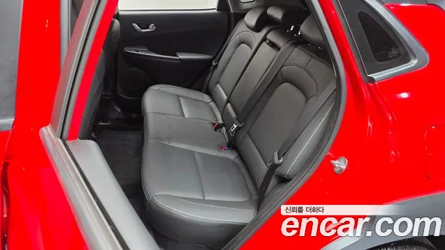 Hyundai Kona New — Фото автомобиля 16