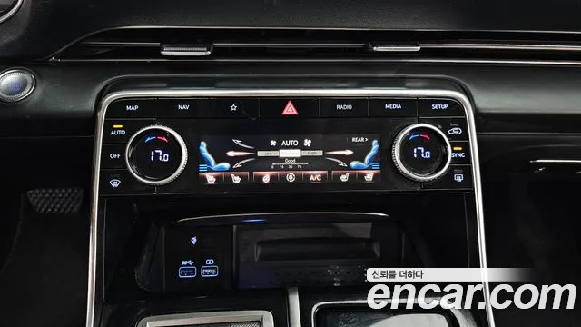Genesis GV80 — Фото автомобиля 25