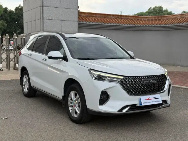 Haval M6 — Фото автомобиля 3