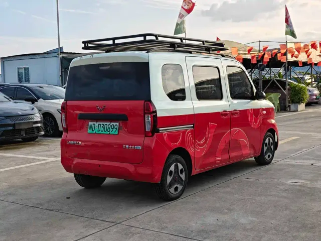 Wuling Zhiguang NEV — Фото автомобиля 6
