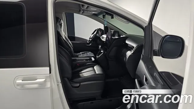 Hyundai Staria — Фото автомобиля 11
