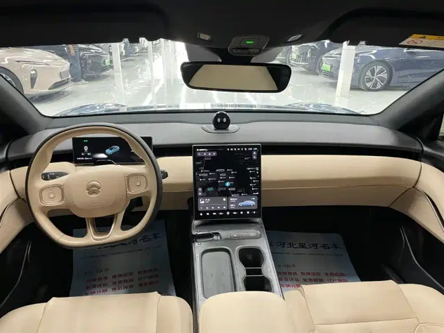 Nio ET5 — Фото автомобиля 13
