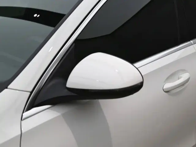 Mercedes-Benz C-Class — Фото автомобиля 26