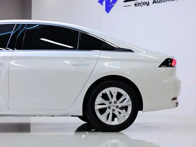 Peugeot 508 — Фото автомобиля 4