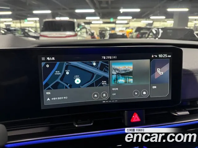 Kia Carnival Generation 4 — Фото автомобиля 9