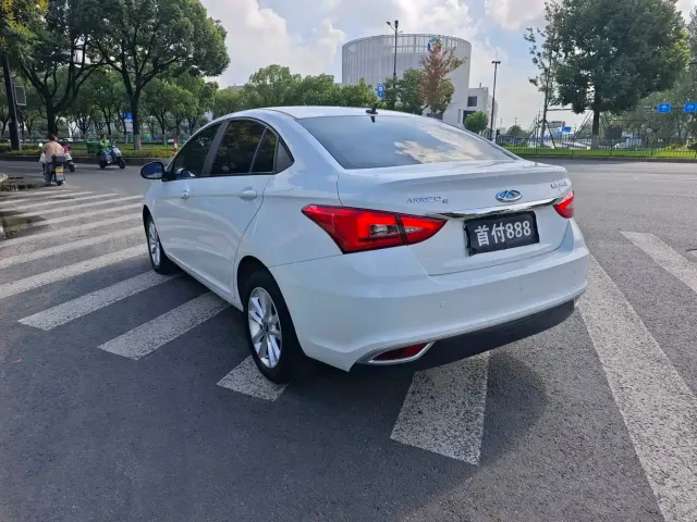 Chery Arrizo e — Фото автомобиля 7