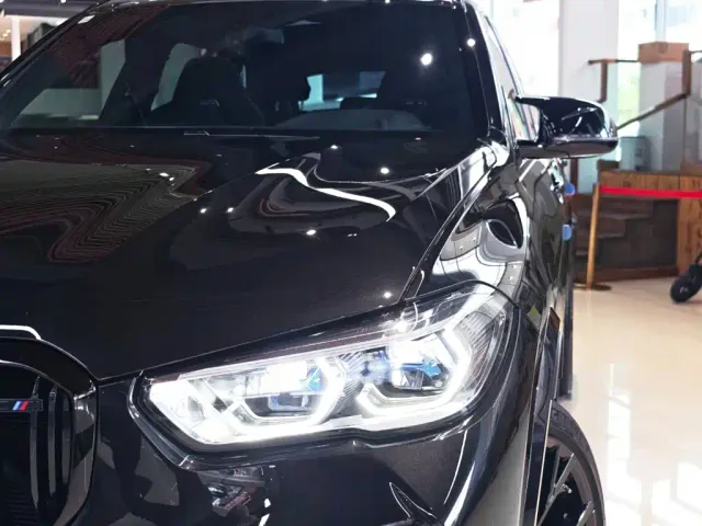 BMW X5 M — Фото автомобиля 8