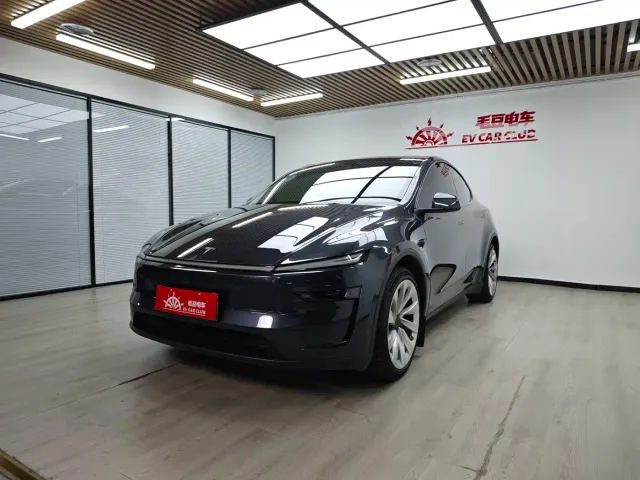 Фотография автомобиля — Tesla Model Y