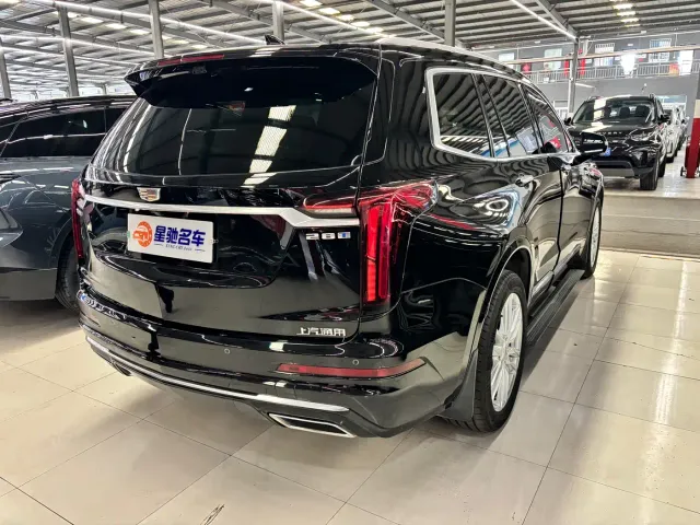Cadillac XT6 — Фото автомобиля 11