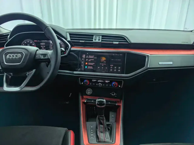 Audi Q3 — Фото автомобиля 17
