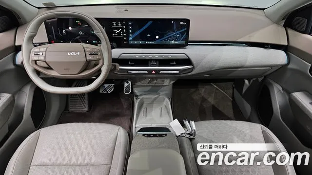 Kia EV4 — Фото автомобиля 10