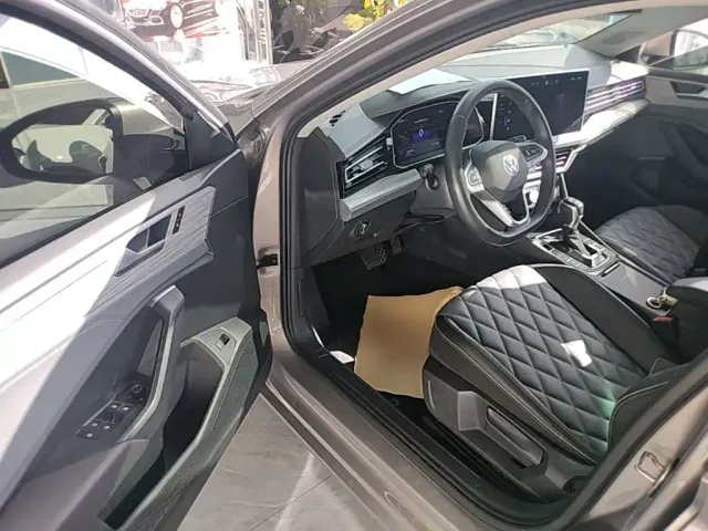 Volkswagen Sagitar — Фото автомобиля 15