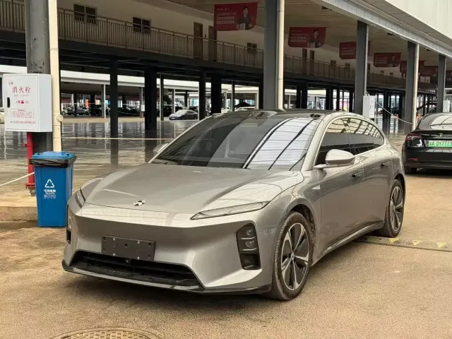 Фотография автомобиля — Nio ET5 Touring