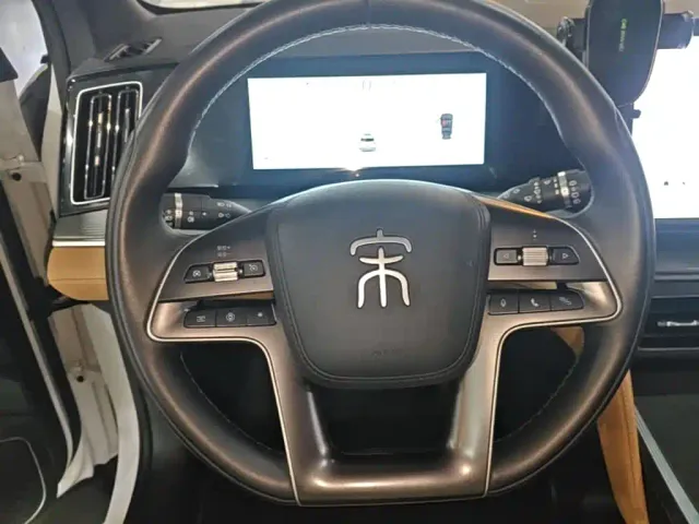 BYD Song L DM-i — Фото автомобиля 10
