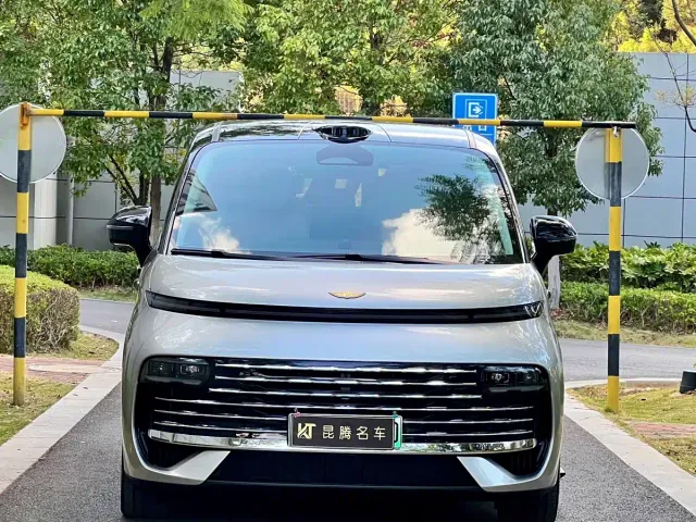 Geely Galaxy V900 — Фото автомобиля 2