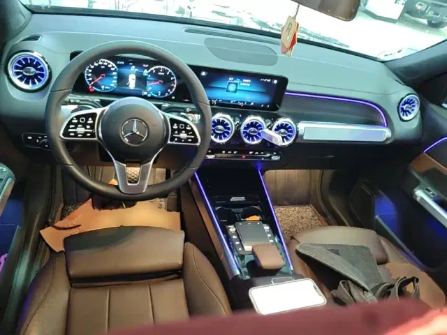 Mercedes-Benz GLB-Class — Фото автомобиля 9