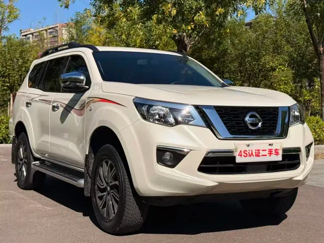 Nissan Terra — Фото автомобиля 3