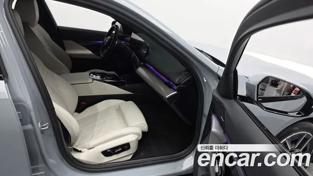 BMW 5-Series 5 серия (G60) 523d M Sport — Фото автомобиля 12