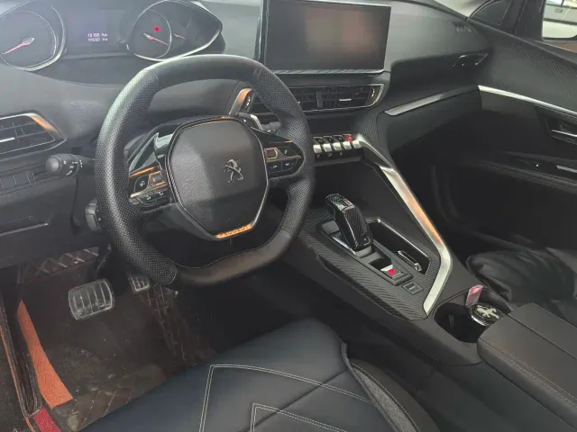 Peugeot 4008 — Фото автомобиля 4
