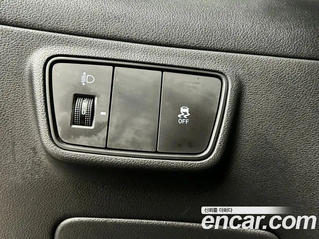Hyundai Tucson Tucson (NX4) Дизель 2.0 4WD — Фото автомобиля 17