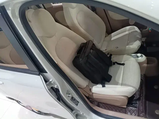 Wuling Hongguang Mini EV — Фото автомобиля 24