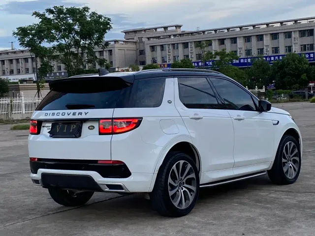 Land Rover Discovery Sport — Фото автомобиля 10