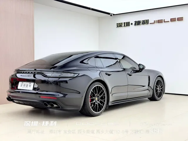 Porsche Panamera — Фото автомобиля 4