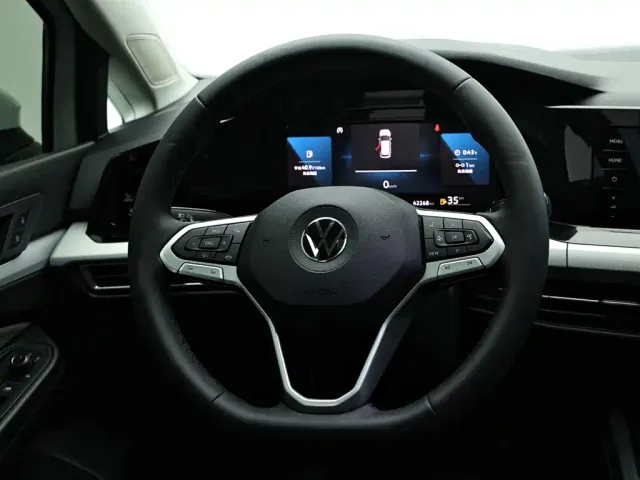 Volkswagen Golf — Фото автомобиля 15