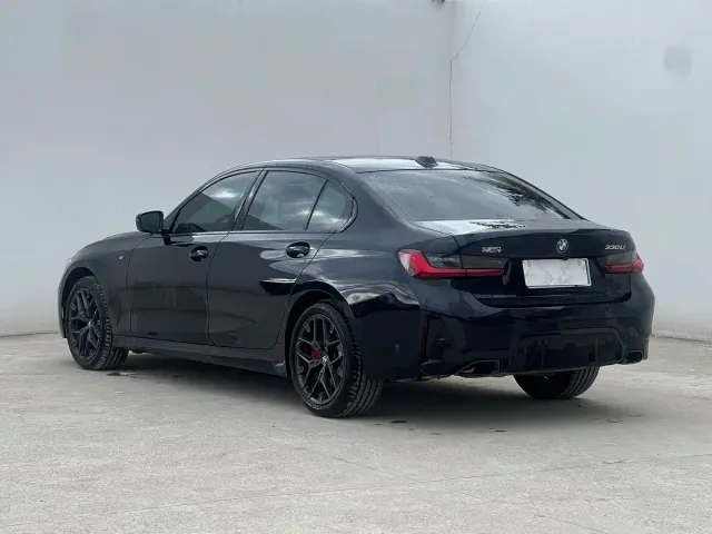 BMW 3 Series — Фото автомобиля 5