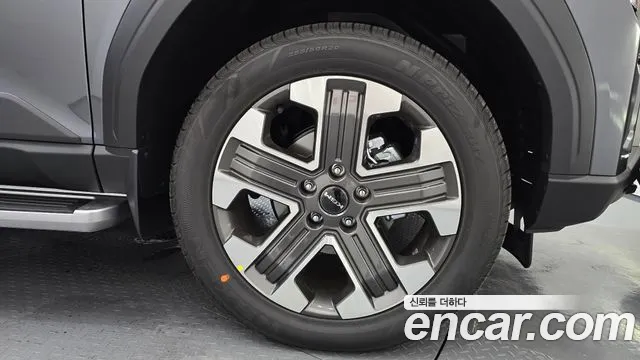 KG_Mobility_Ssangyong Musso Musso (Q300) Бензин 2.0 4WD — Фото автомобиля 21