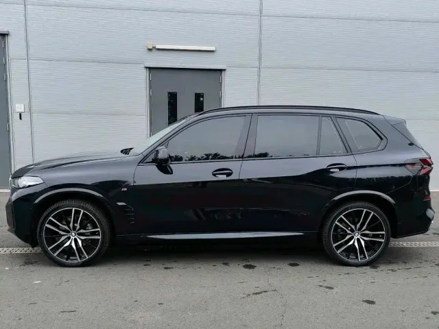 BMW X5 — Фото автомобиля 3