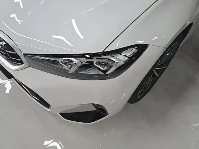 BMW 3 Series — Фото автомобиля 23