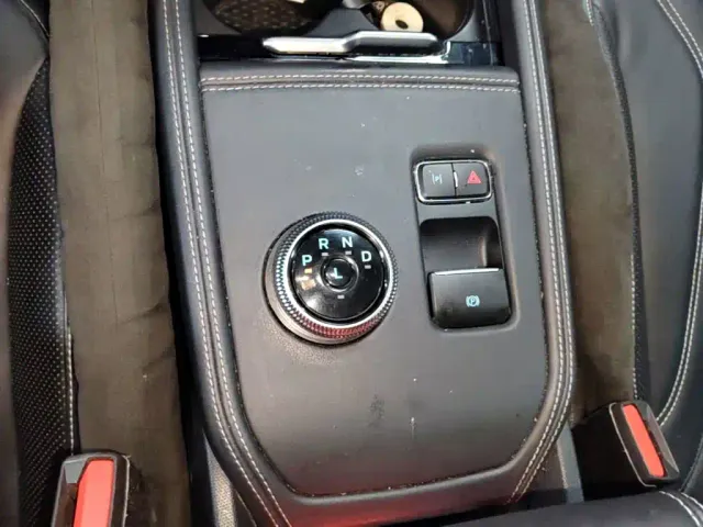 Ford Mustang Mach-E — Фото автомобиля 13