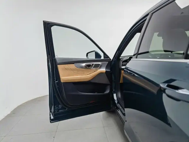 GAC Trumpchi ES9 — Фото автомобиля 8