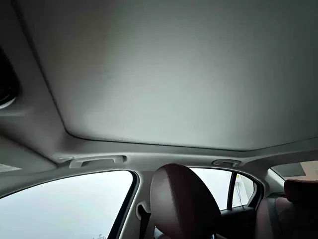 BMW 3 Series — Фото автомобиля 17
