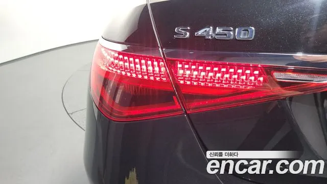 Mercedes-Benz S-Class — Фото автомобиля 19