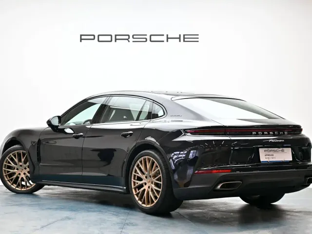 Porsche Panamera — Фото автомобиля 15