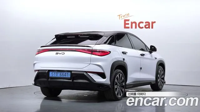 BYD Sealion 7 — Фото автомобиля 2