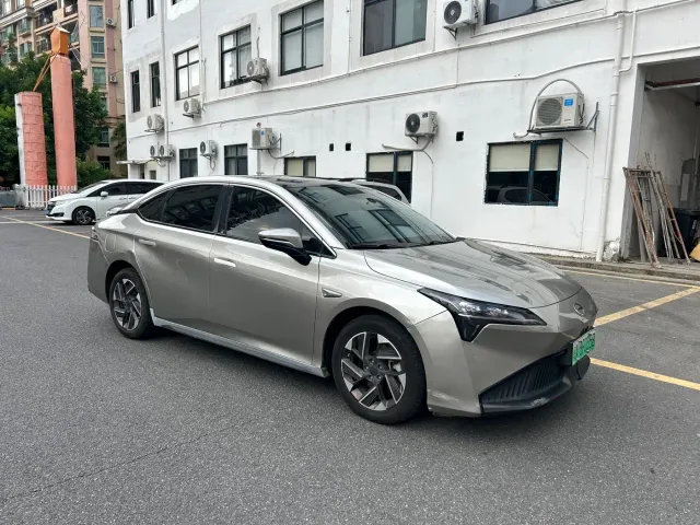 GAC Aion S Plus — Фото автомобиля 2
