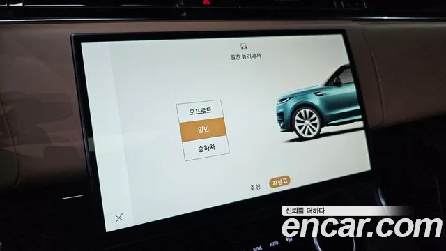 Land Rover Range Rover Sport — Фото автомобиля 13
