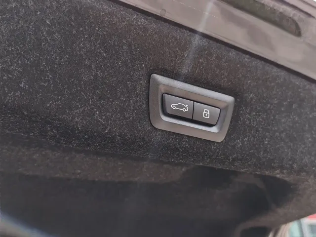 BMW 5 Series — Фото автомобиля 22