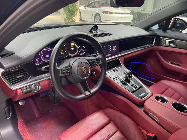 Porsche Panamera — Фото автомобиля 7