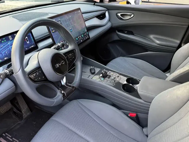 BYD Seal 06 GT — Фото автомобиля 4