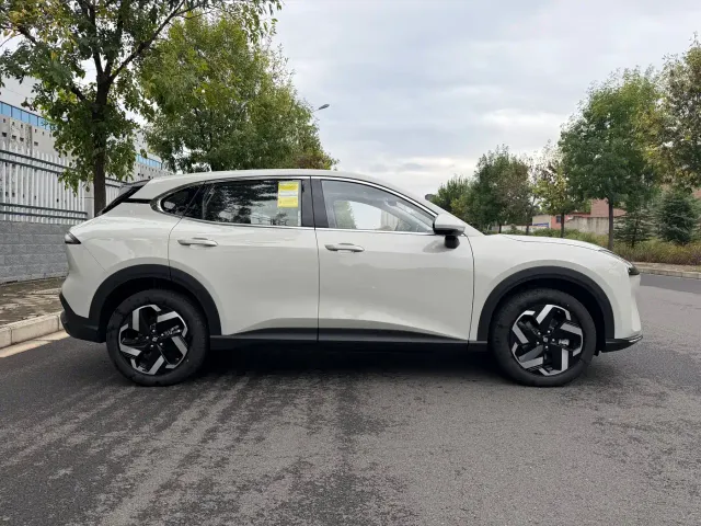 Baojun Yunhai — Фото автомобиля 4