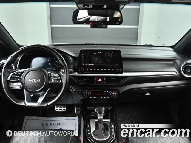 Kia K3 Новый K3 2 поколение 1.6 Turbo GT 5 дверей — Фото автомобиля 7